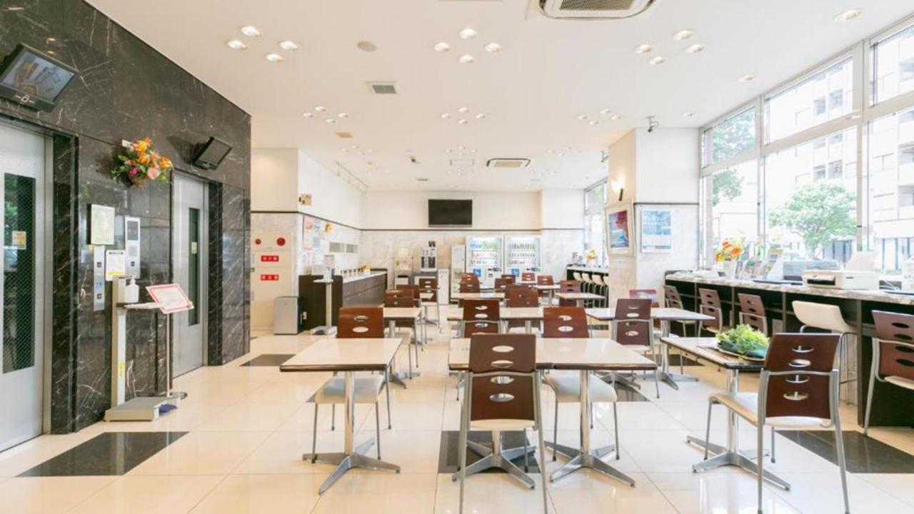 Toyoko Inn Shin-Yokohama Ekimae Honkan Exterior foto